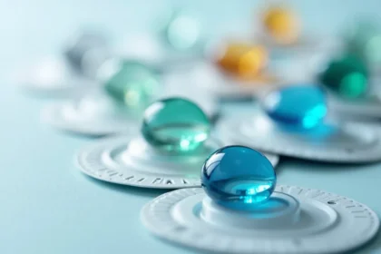 Ile kosztują soczewki kontaktowe? Ceny i porady zakupowe